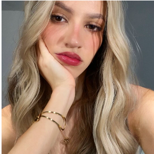 JhullyBellas