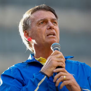 JUNTOS COM BOLSONARO